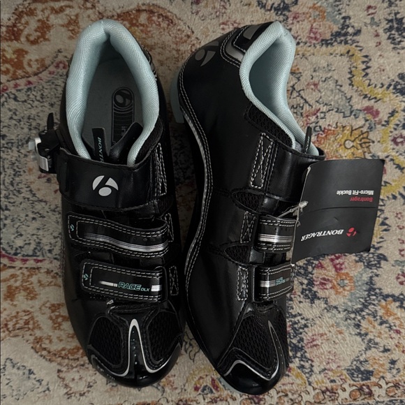 bontrager Shoes - Bontrager Black Cycling Shoes for Women